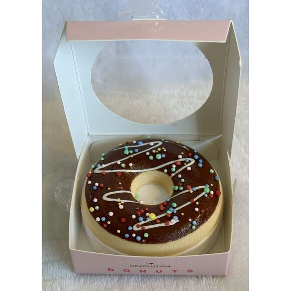 I Heart Revolution Chocolate Dipped Donuts Eyeshadow Palette NEW - Picture 2 of 4